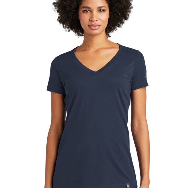 Women's Heritage Blend V Neck Tee Thumbnail